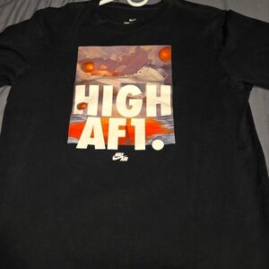 Nike T-shirt